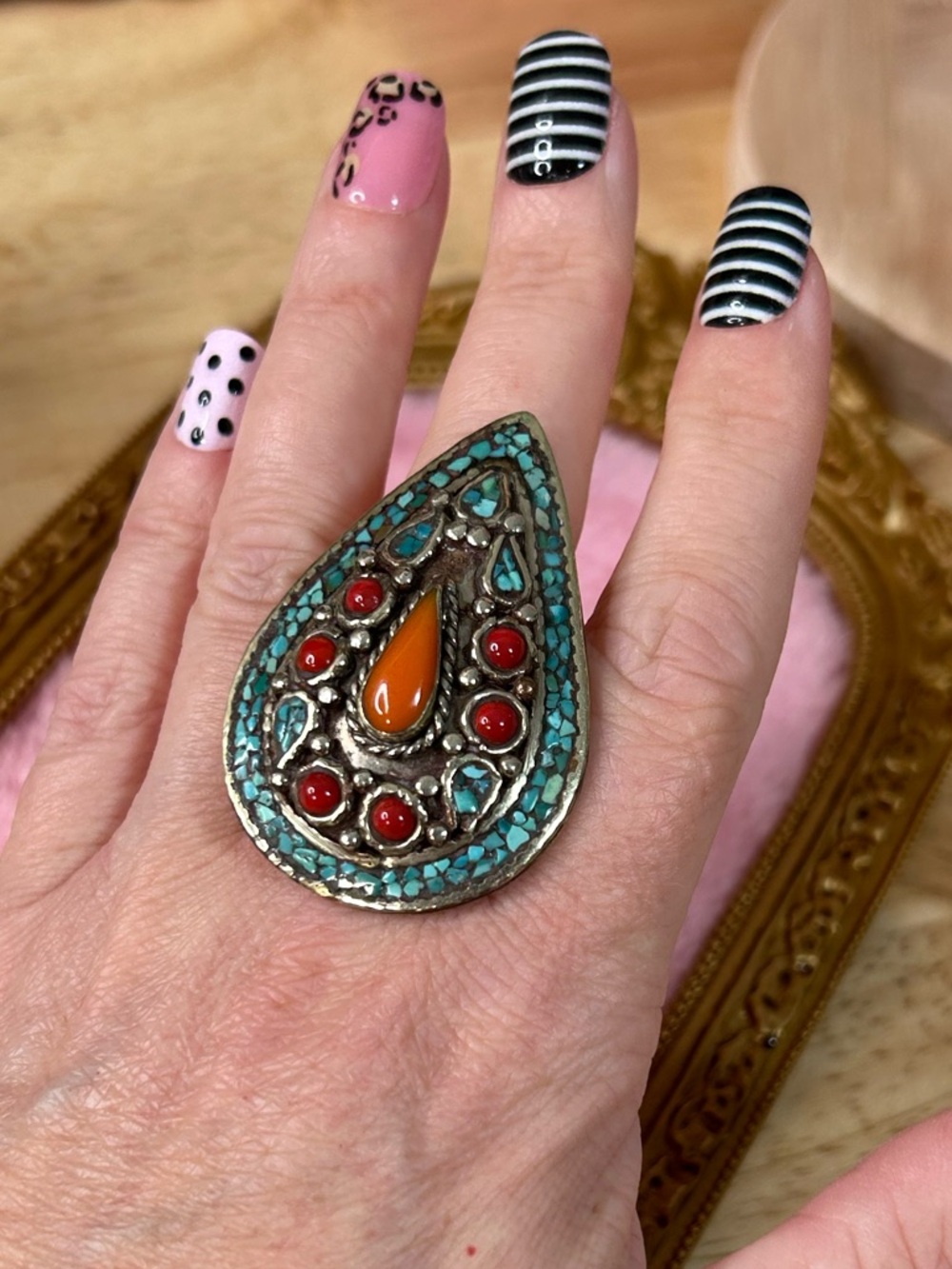 Vintage Tibetan Silver Shield Ring Size 9 - Picture 3 of 10